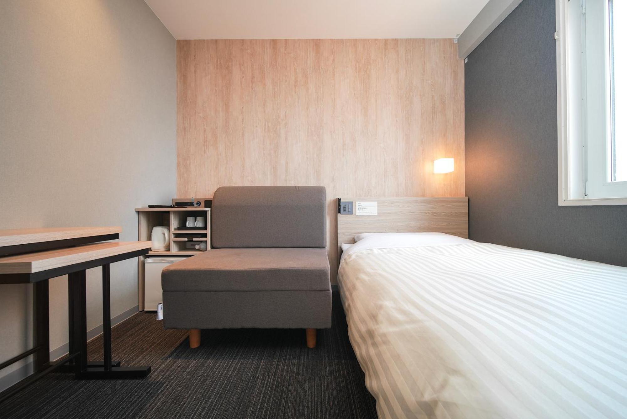 Super Hotel Hiroshima Exteriör bild